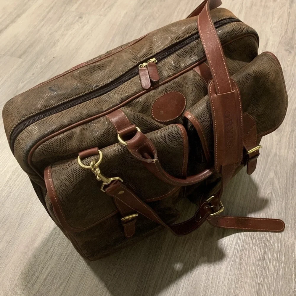 VINTAGE ORVIS BATTENKILL MESSENGER BRIEFCASE TRAVEL BAG BROWN LEATHER *RARE*